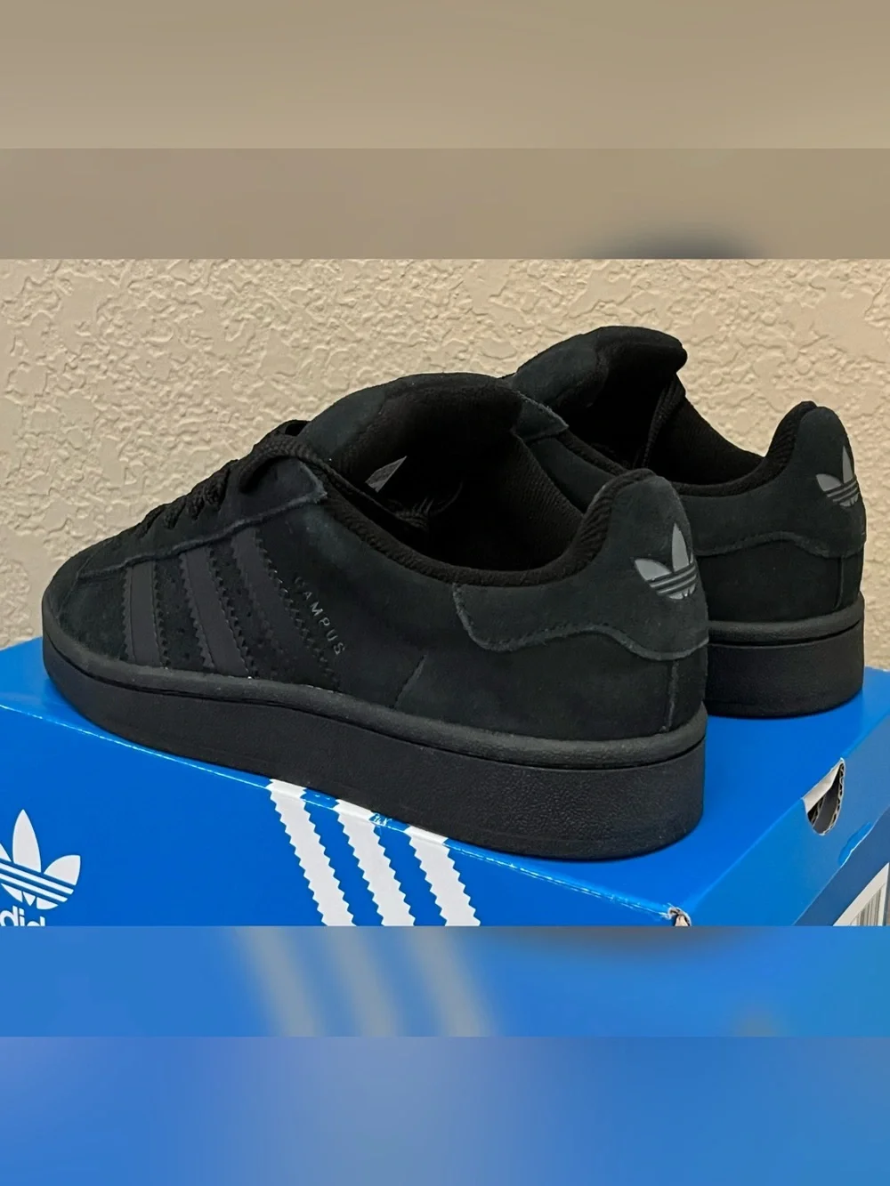 Adidas Campus 00s Black Suede Color Shoes    Kids Size-4.5